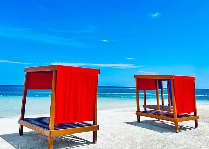 Hospitality Expert Bts 8 Pool Bar Inn Montego Bay